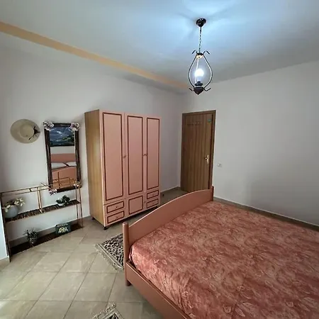 Apartment Cozy Homey Coastal Retreat In Golem